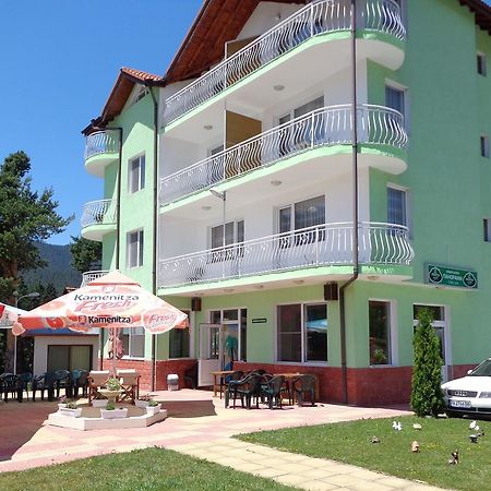 Family Hotel Panorama Sarnitsa Eksteriør billede