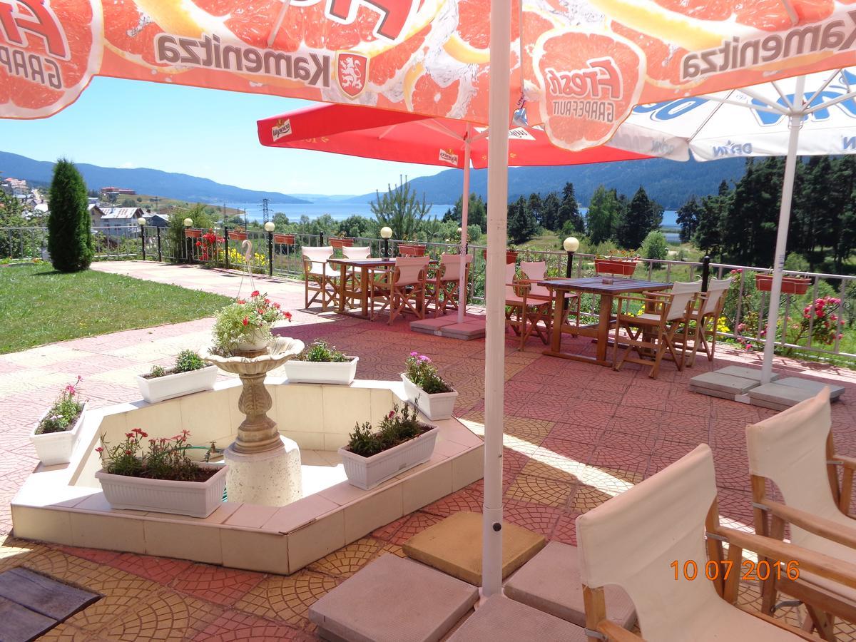 Family Hotel Panorama Sarnitsa Eksteriør billede
