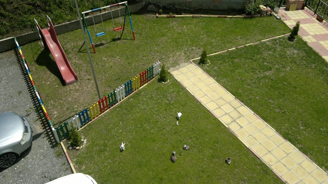 Family Hotel Panorama Sarnitsa Eksteriør billede